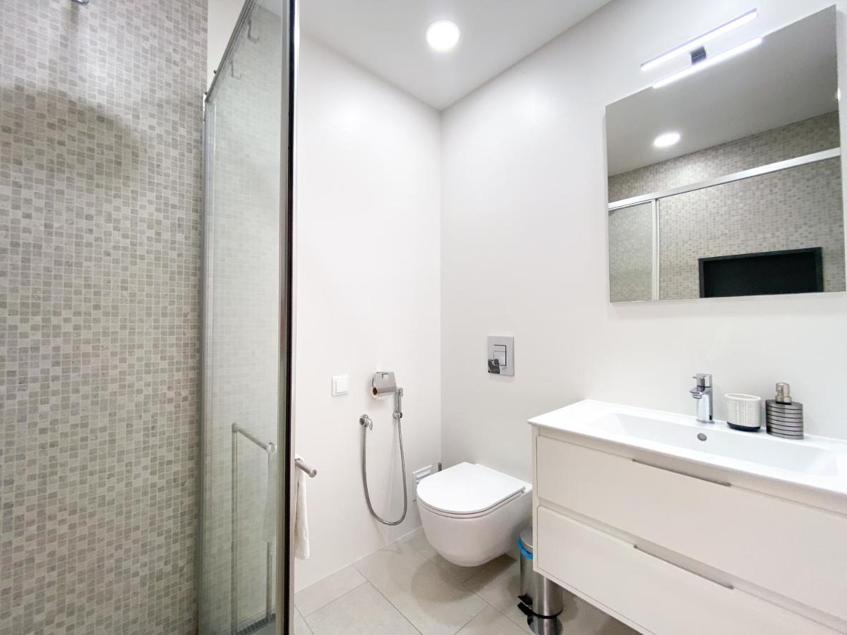 Modern In The Heart Of #1942 Apartment Lagos